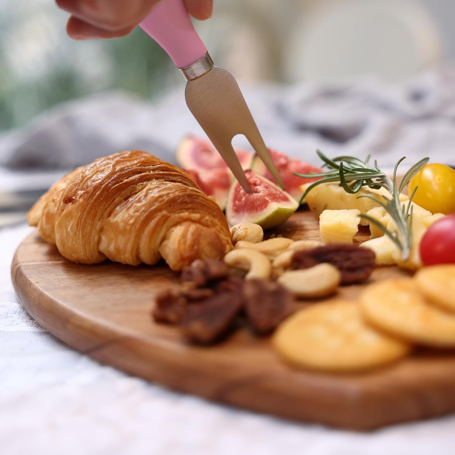 7Pcs Cheese Board Set, Charcuterie Boards Set with Knives & Ceramic Bowls, Heart-Shape Serving Board Set, Chinaberry Wood for Birthdays, Weddings, Housewarming(Pink)